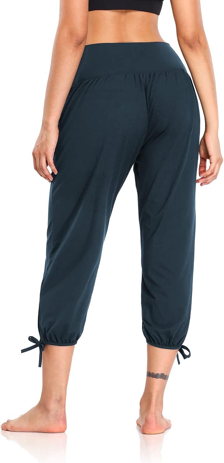 Elevate Your Comfort: Womens Capri Yoga Pants - Loose Fit Workout Joggers with Handy Pockets