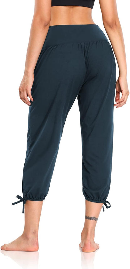 Elevate Your Comfort: Womens Capri Yoga Pants - Loose Fit Workout Joggers with Handy Pockets